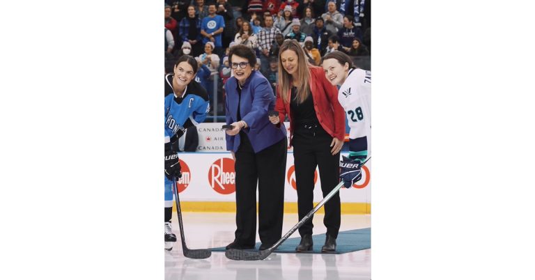 PWHL Kicks Off 2024 with Toronto vs. New York, Together with Schneider Electric